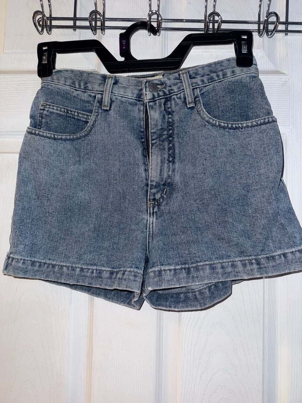 Guess Denim Shorts Size 28 Medium Wash High Rise Cuffed